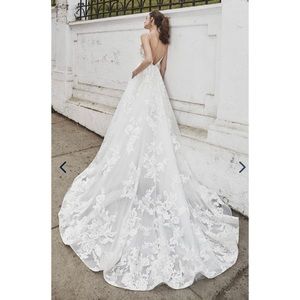 Calla Blanche Wedding Dress